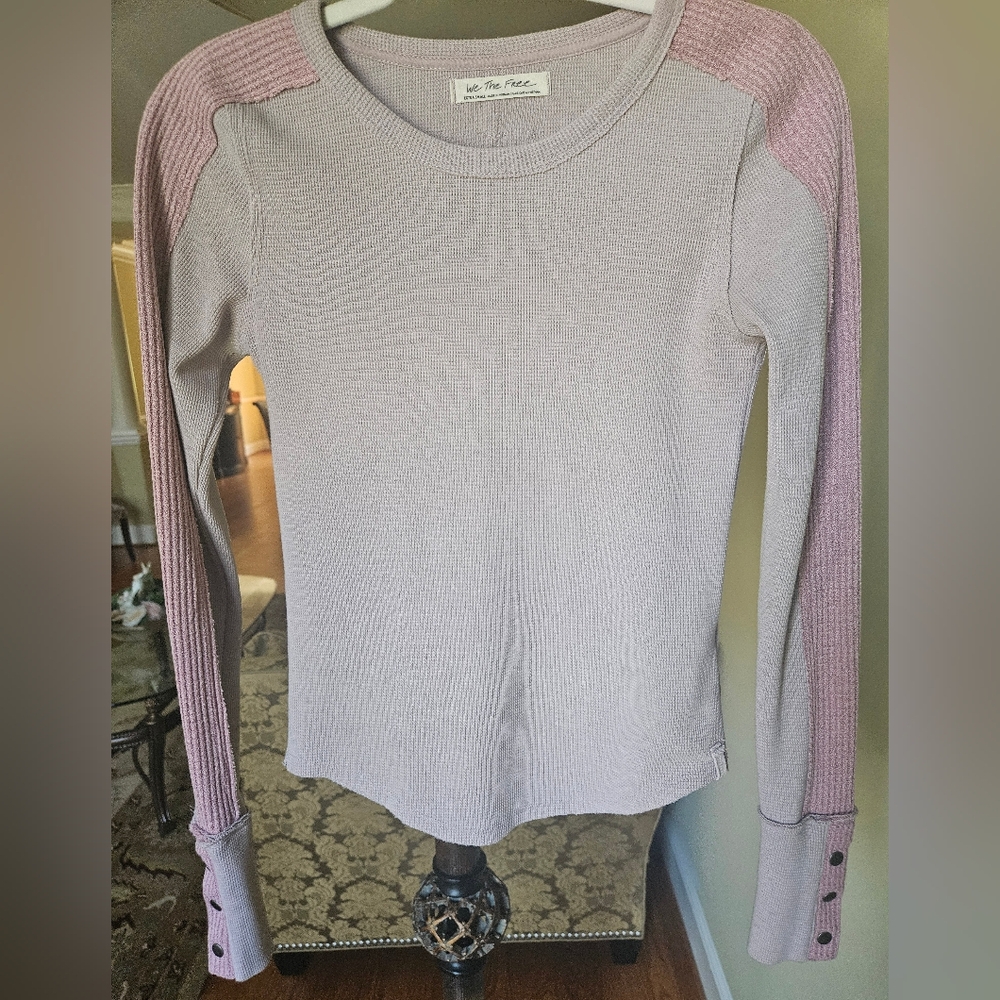 NWOT FREE PEOPLE We the Free Top Womens  Tasha Thermal PinkTwo Tone Snap Cuffs - Picture 7 of 10